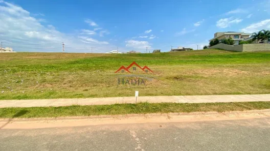 Lote/Terreno à venda, 741m² no Jardim Santa Teresa, Jundiaí