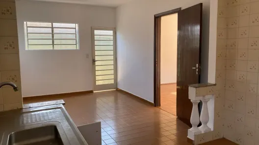 Casa com 3 Quartos para alugar, 182m² no Mirante, Mogi Mirim