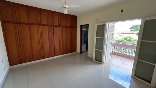 Sobrado com 5 Quartos para venda ou aluguel, 400m² no Santos Dumont, São José do Rio Preto