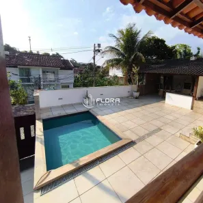 Casa com 4 Quartos à venda, 250m² no Vila Progresso, Niterói