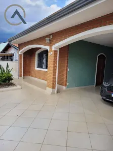 Casa com 2 Quartos para alugar, 182m² no Jardim García, Campinas