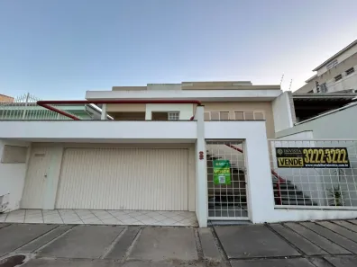 Imóvel Comercial com 3 Quartos à venda, 417m² no Capoeiras, Florianópolis