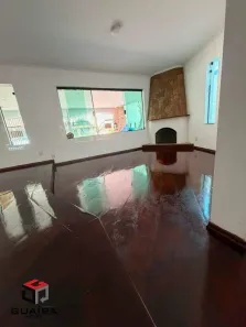 Sobrado com 3 Quartos à venda, 187m² no Vila Gilda, Santo André