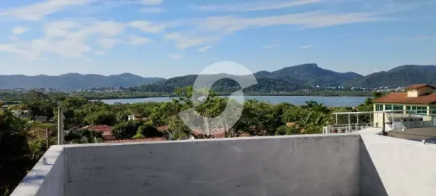Casa com 2 Quartos à venda, 128m² no Itaipu, Niterói