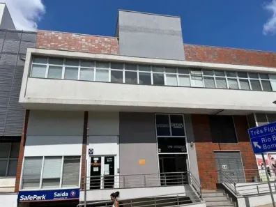 Sala Comercial com 1 Quarto para alugar, 136m² no Petrópolis, Porto Alegre