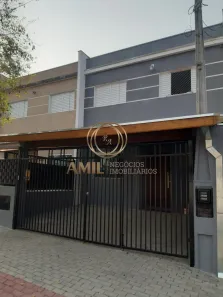 Sobrado com 3 Quartos à venda, 82m² no Jardim Amália, Caçapava