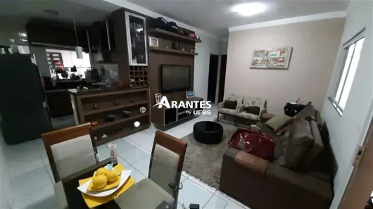 Casa com 3 Quartos à venda, 90m² no Jardim Holanda, Uberlândia