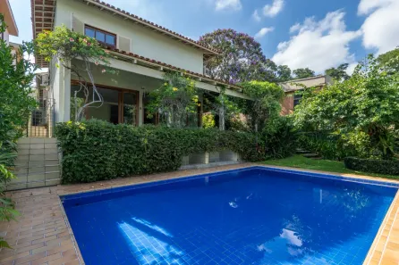 Casa com 5 Quartos à venda, 352m² no Jardim Leonor, São Paulo