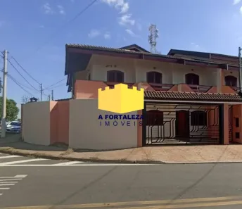 Casa com 3 Quartos para alugar, 140m² no Jardim São Roque, Americana