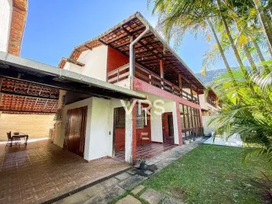 Casa de Condomínio com 5 Quartos para alugar, 230m² no Carlos Guinle, Teresópolis