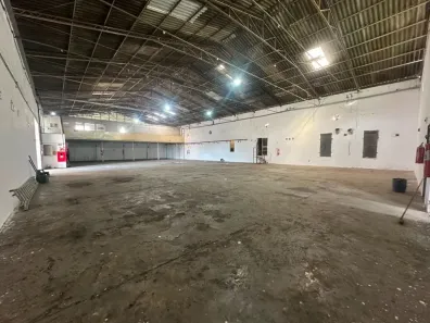 Galpão/Depósito/Armazém à venda, 1500m² no Chácara do Solar I (Fazendinha), Santana de Parnaíba