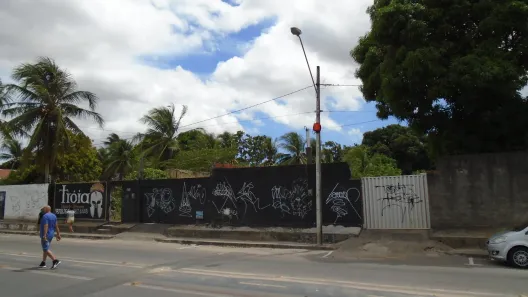 Lote/Terreno para alugar, 2043m² no Conjunto Palmeiras, Fortaleza