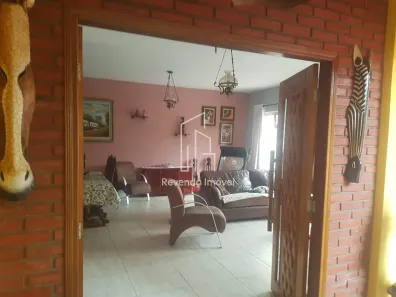 Sobrado com 5 Quartos à venda, 251m² no Guaianazes, São Paulo