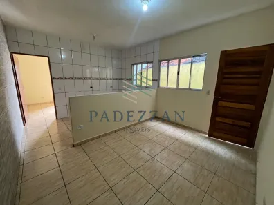 Casa com 2 Quartos para alugar, 70m² no Jardim Salete, Taboão da Serra