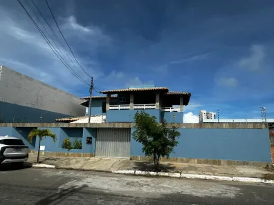Sobrado com 5 Quartos à venda, 400m² no Aruana, Aracaju