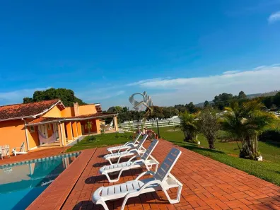 Fazenda/Sítio com 6 Quartos à venda, 600m² no Distrito do Porto, Capela do Alto