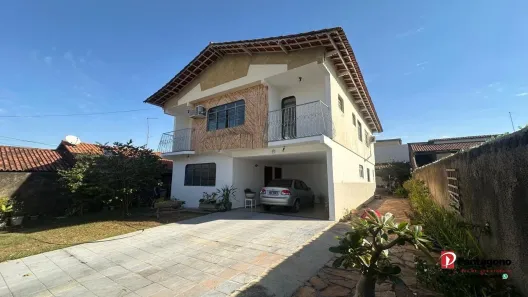 Casa com 4 Quartos à venda, 247m² no Jardim Brasil, Goiânia