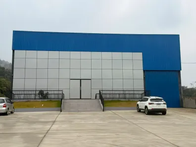 Galpão/Depósito/Armazém para venda ou aluguel, 1350m² no São Martinho, Tubarão