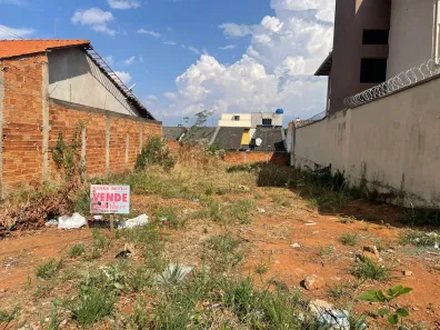 Lote/Terreno à venda, 313m² no Residencial das Acácias, Goiânia