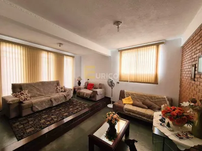 Casa com 3 Quartos à venda, 247m² no Capela, Vinhedo