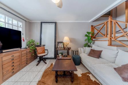 Casa de Condomínio com 3 Quartos à venda, 238m² no Jardim Isabel, Porto Alegre