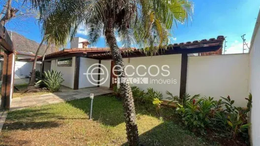 Casa com 4 Quartos à venda, 330m² no Mangabeiras, Belo Horizonte