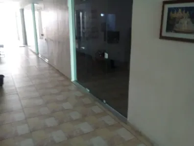 Sala Comercial para alugar, 20m² no Centro, Valença