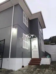 Casa com 2 Quartos para alugar, 88m² no Mosela, Petrópolis