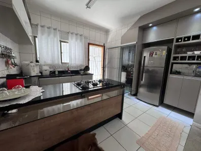 Sobrado com 5 Quartos à venda, 160m² no Boqueirão, Praia Grande