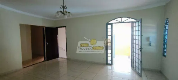 Casa com 4 Quartos à venda, 269m² no Estados Unidos, Uberaba