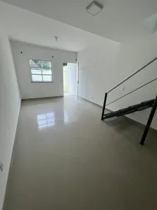 Casa de Condomínio com 2 Quartos para alugar, 150m² no Guaratiba, Rio de Janeiro