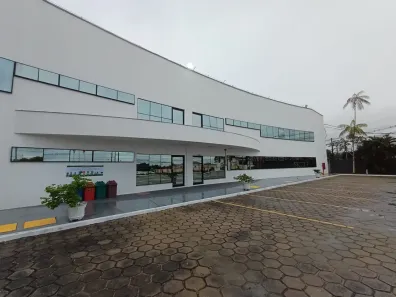 Prédio Comercial para alugar, 800m² no Flores, Manaus