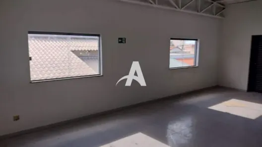 Galpão/Depósito/Armazém para alugar, 246m² no Novo Mundo, Uberlândia