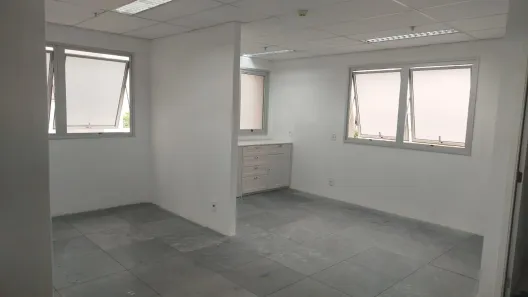 Sala Comercial para alugar, 30m² no Itaim Bibi, São Paulo