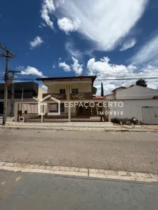 Sobrado com 4 Quartos à venda, 405m² no Jardim América, Goiânia