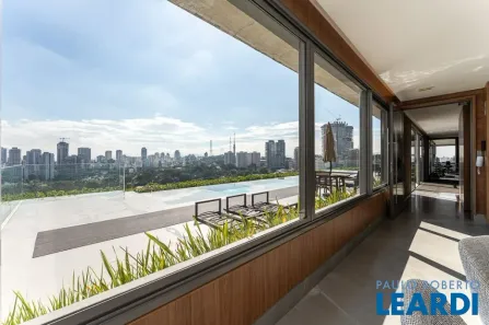 Apartamento com 2 Quartos à venda, 118m² no Cerqueira César, São Paulo