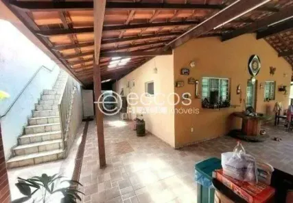 Casa de Condomínio com 4 Quartos à venda, 950m² no Residencial Clube dos Militares I, Vespasiano
