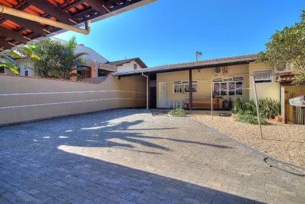 Casa de Condomínio com 3 Quartos à venda, 204m² no Água Verde, Blumenau