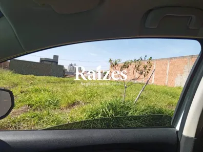 Lote/Terreno à venda, 250m² no Loteamento Portal do Vale II, Uberlândia