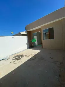 Casa com 2 Quartos para alugar, 65m² no Camargos, Ibirité