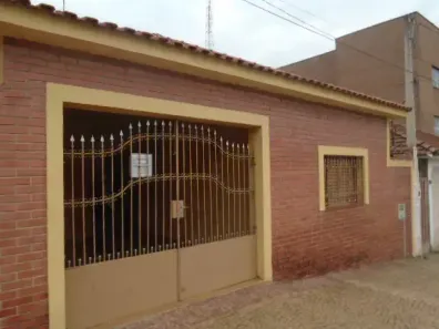Casa com 2 Quartos para alugar, 147m² no Vila Anita, Limeira