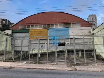 Galpão/Depósito/Armazém para alugar, 700m² no Vila Tibiriçá, Santo André