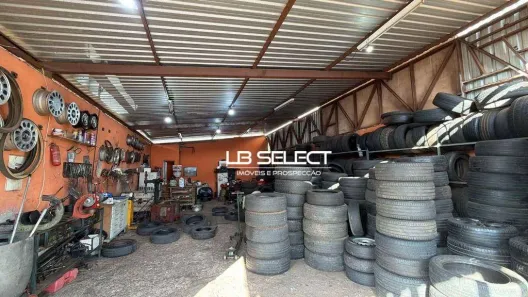 Galpão/Depósito/Armazém à venda, 250m² no Santa Mônica, Uberlândia