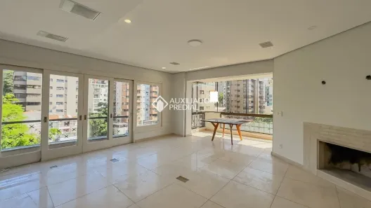 Apartamento com 3 Quartos para alugar, 178m² no Mont Serrat, Porto Alegre