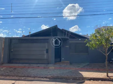 Casa com 4 Quartos à venda, 157m² no Jardim Mansur, Campo Grande