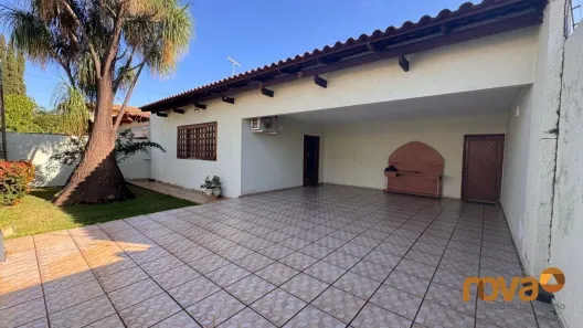 Casa com 3 Quartos à venda, 346m² no Jardim América, Goiânia