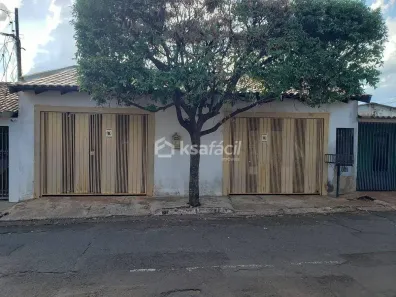 Casa com 3 Quartos à venda, 165m² no Coophatrabalho, Campo Grande