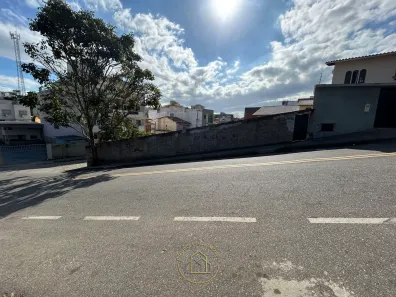 Lote/Terreno à venda, 365m² no Novo Horizonte, Macaé