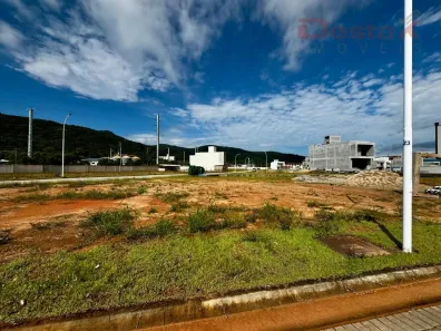 Lote/Terreno à venda, 151m² no Centro, Biguaçu