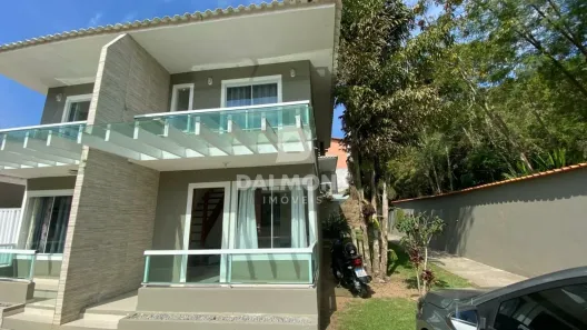 Casa com 2 Quartos à venda, 75m² no Ogiva, Cabo Frio